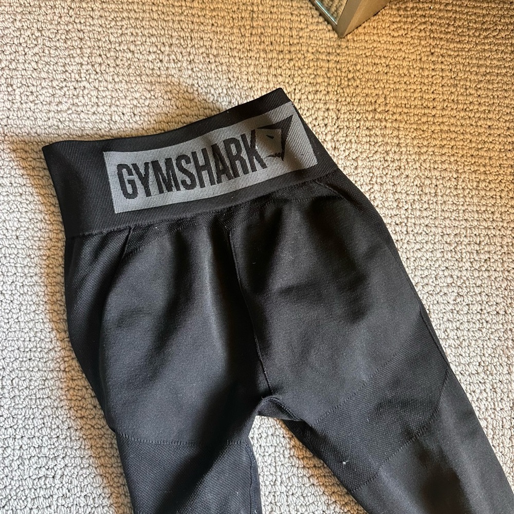 GYMSHARK XS Workout Leggings